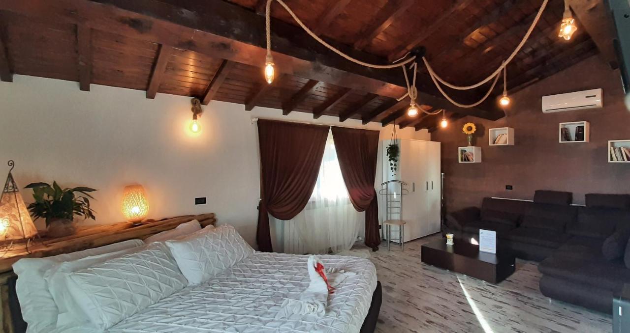 Bed and Breakfast Essenziale Castell'Anselmo Zewnętrze zdjęcie